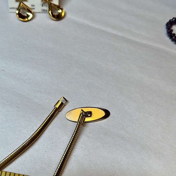 Vintage Gold Belt - Picture 3 of 5